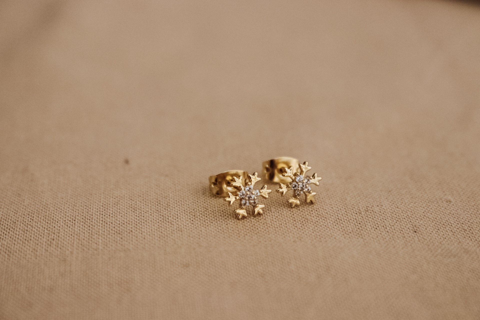 Snowflake Stud Earrings - Gold Minimalist Earrings, Dainty Studs