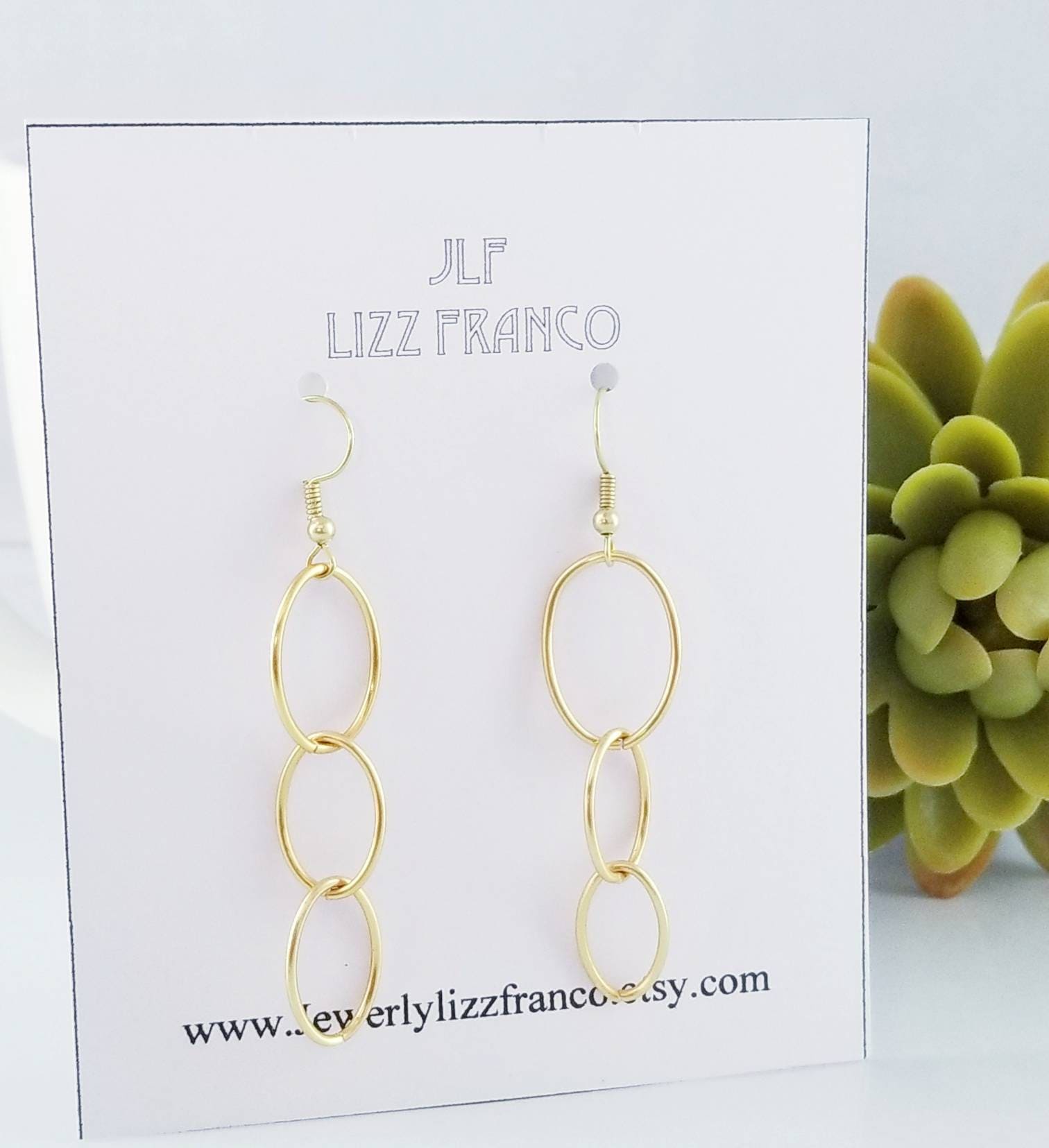 Oval Drop and Dangle Earrings, Geometric Dangle Earring, Modern Lightweight wire Drop Earrings, Geometric Earrings, everyday earrings