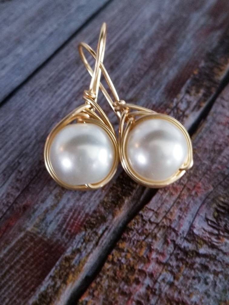 Pearl earring drops, bridesmaid earring, big pearl earrings, round ball shape pearl earrings, large pearl earrings, minimalist earrings
