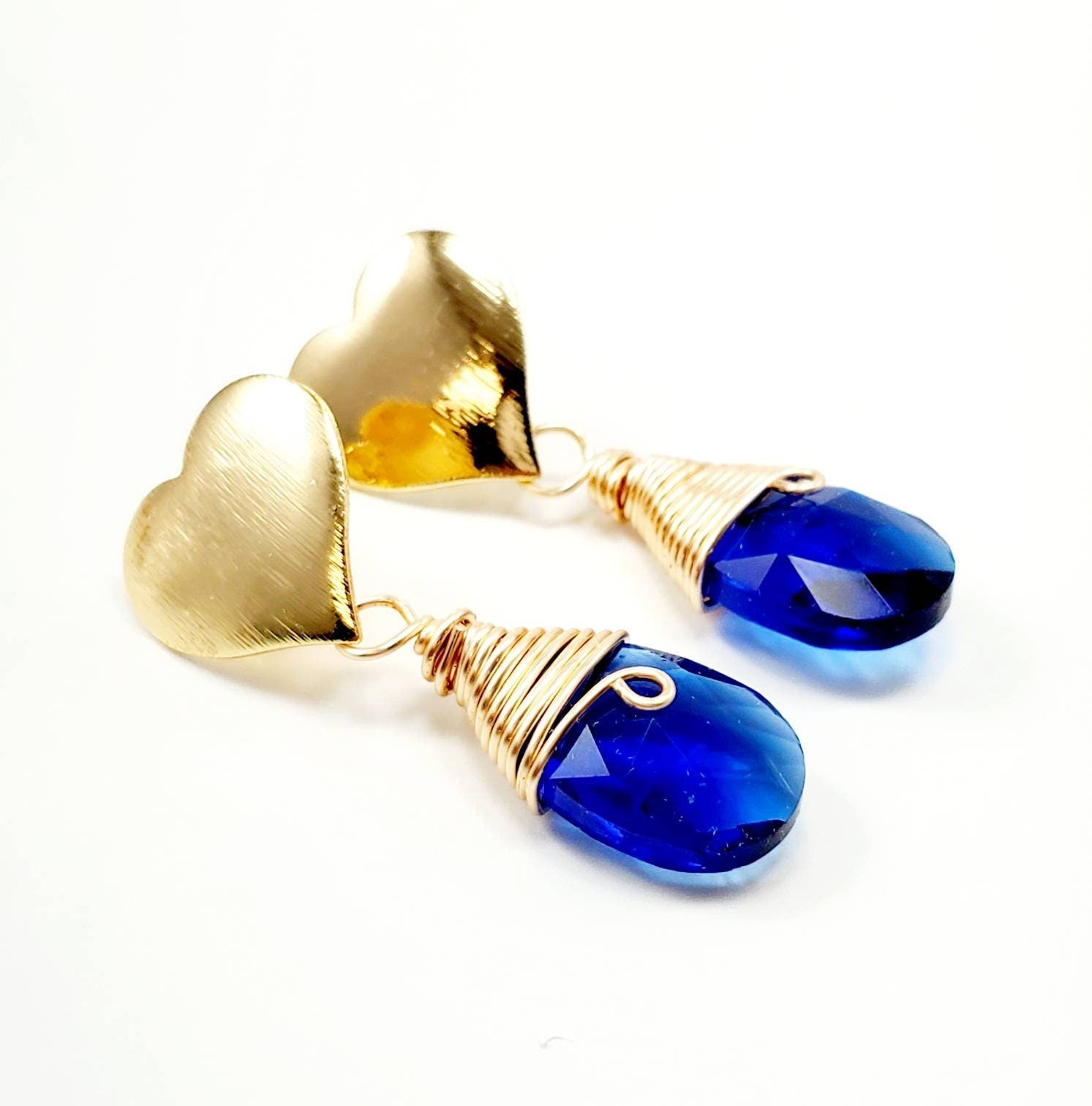 Blue Crystal Drop Earrings,Raw Gemstone Earrings,Something Blue For Bride,Raw Crystal Earrings,Boho Bridal Earrings,Delicate Gold Earrings