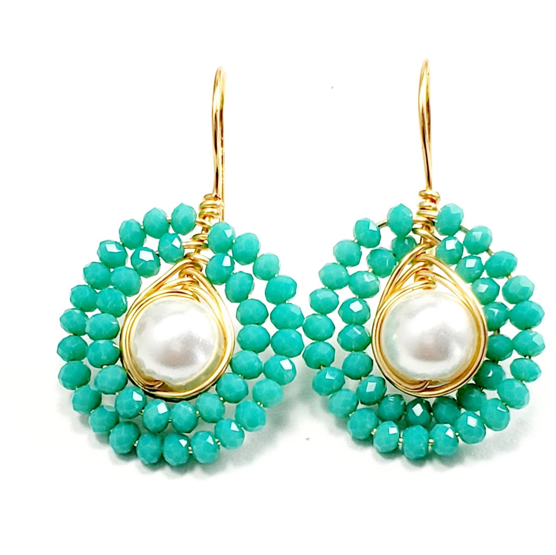 Mint Green Earrings, Mint Drop Earrings, Crystal and pearl drop earrings, Light Mint Dangle Earrings, Gold Earrings, Mint Wedding Earrings