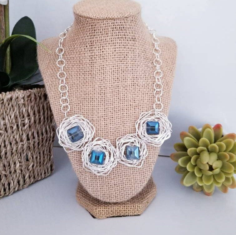 Statemente necklace, thick gold necklaces, gold thick necklace, gold chain necklace thick, chunky charm necklace, gifted jewelry necklace