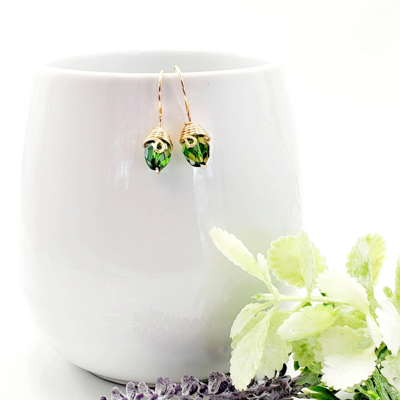 Tiny drop crystal Earrings, minimaliste earring, dainty earrings gift, gift for- her, wife  gifted, mothers days gifted
