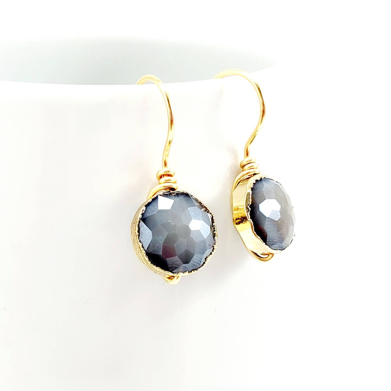 Gray Drop Earrings, Crystal drop earrings, Dark Gray Dangle Earrings, Bridesmaids Smokey Gray Drop earrings, Dark gray Crystal earrings