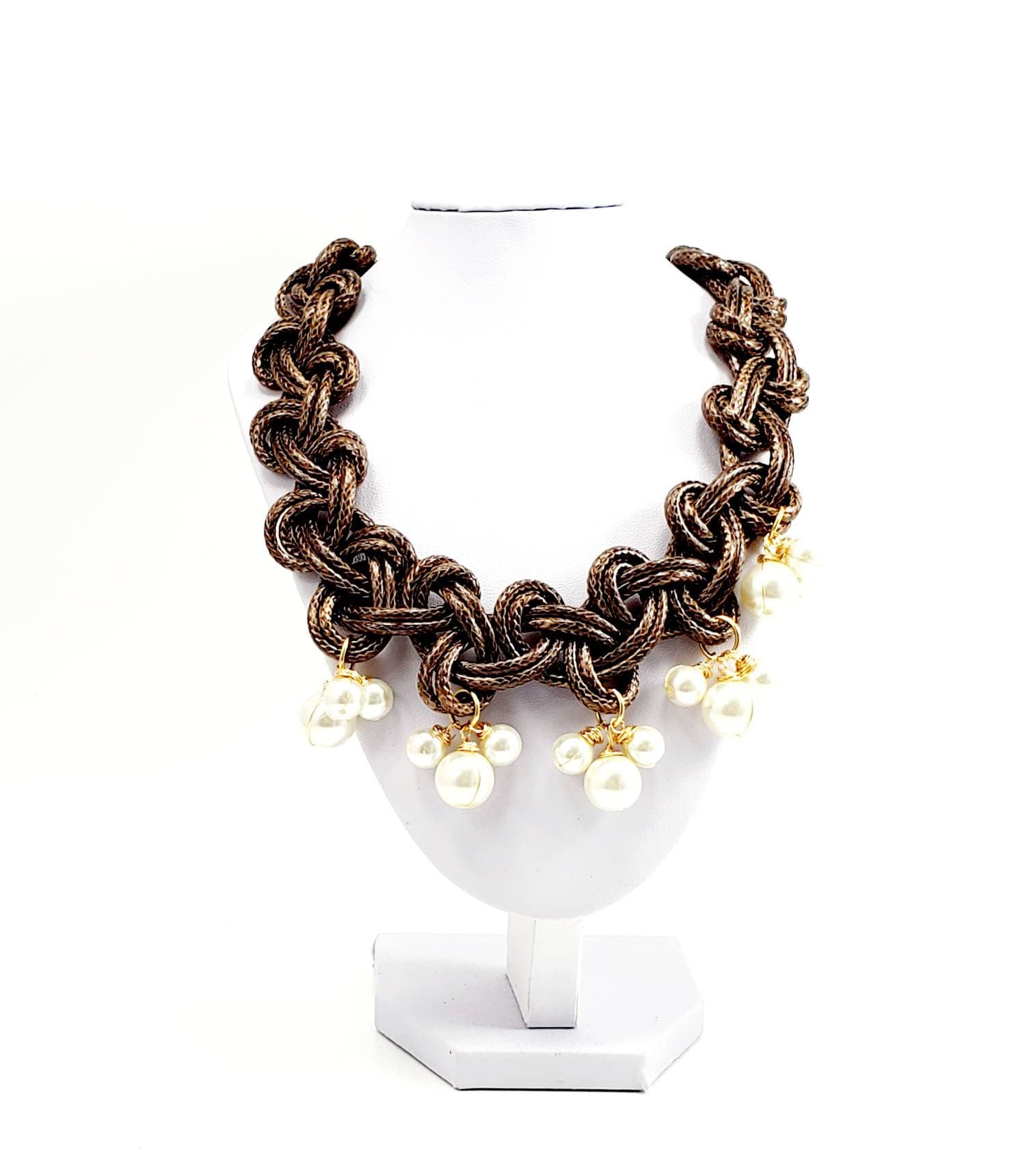 Pearl choker necklace, chunky choker necklace, leather choker red, black necklace choker, gifted choker, chunky charm necklace, moms gifted