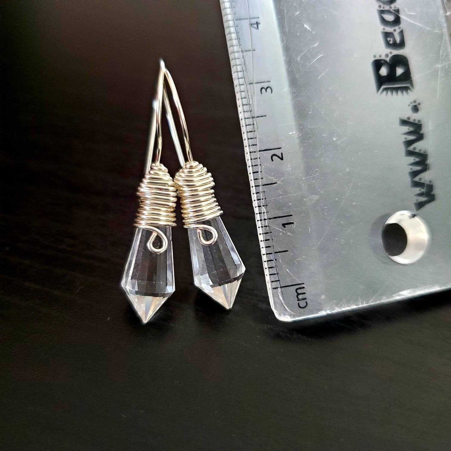 Clear crystal quartz earrings, Clear Silver Earrings, Crystal point earrings, clear quartz earrings dangle, Clear Quartz Silver Earrings