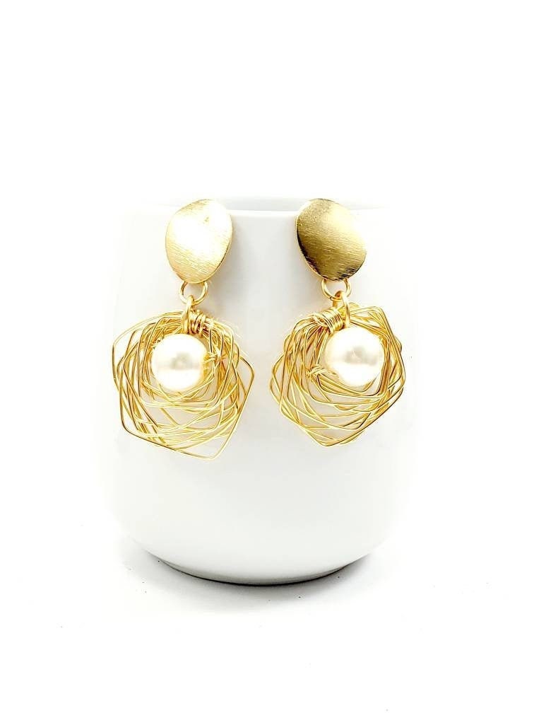 Pearl earring drops, Geometric earrings, Large pearl drop earrings, wired earring, women gifted earring, mothers days gifted, gifted pearl