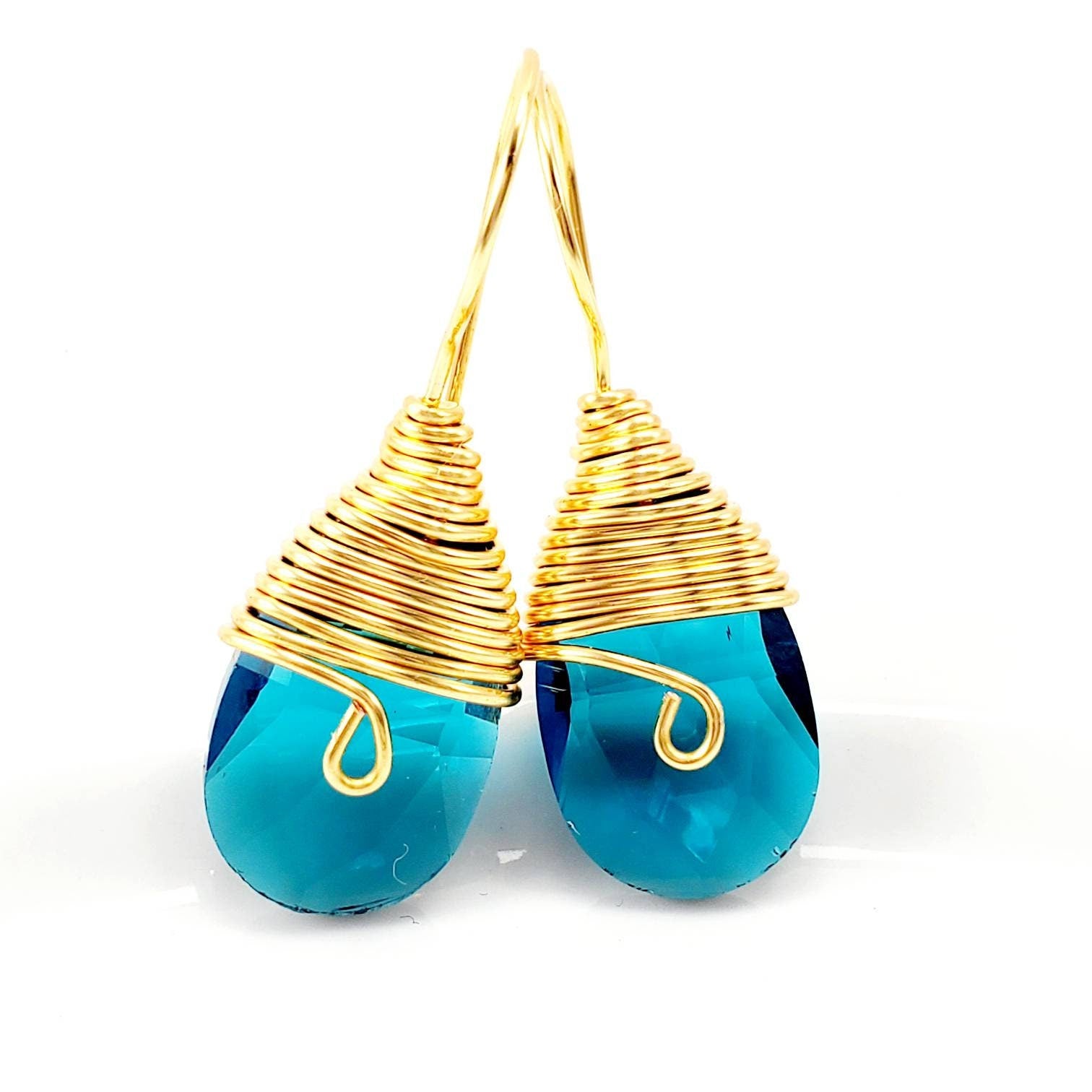 Blue teardrop earrings, Teardrop crystal earrings, Bohemian teardrop earrings, Blue Gemstone Waterdrop Earrings, Bridal Crystal Earrings,