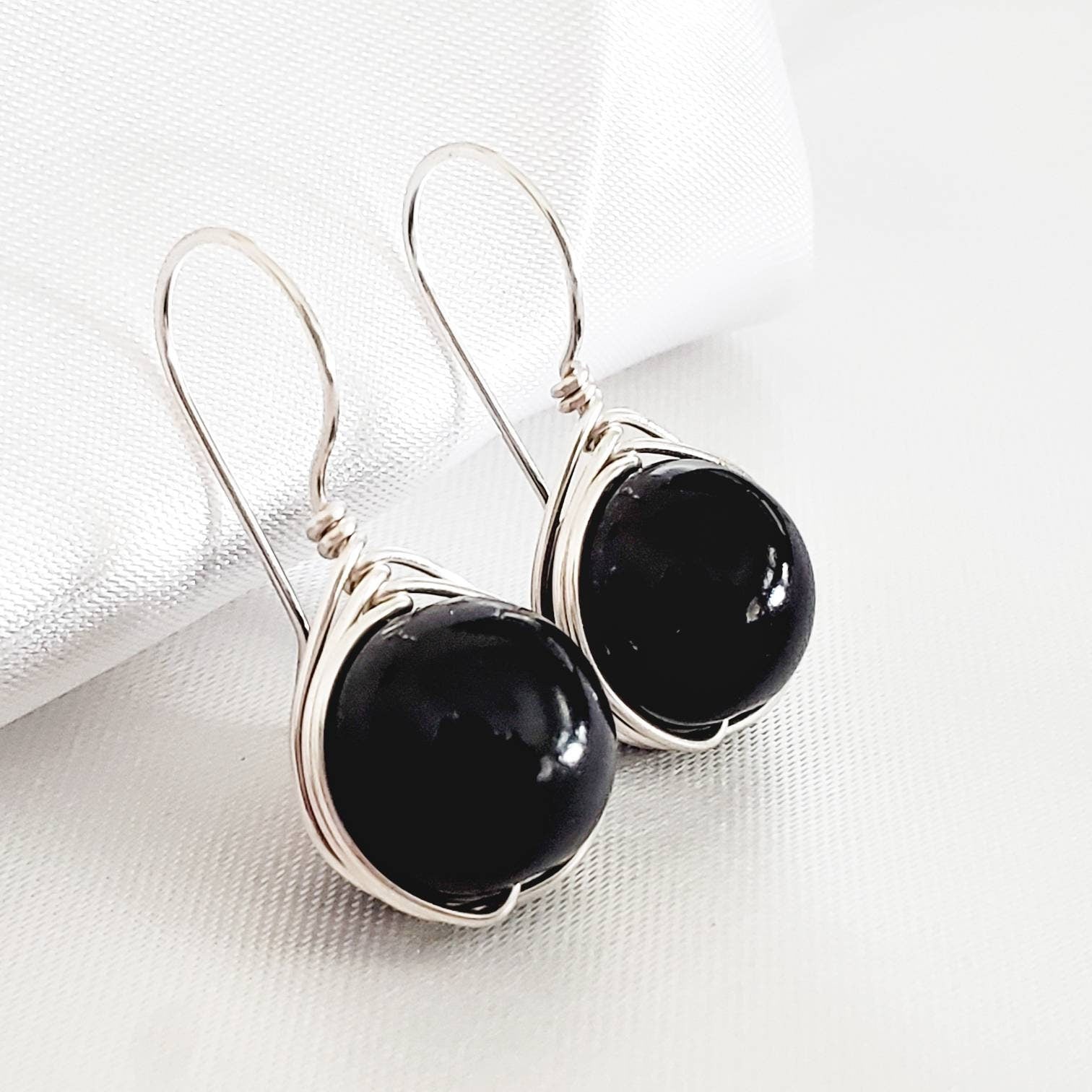 Black pearl earrings drop Large