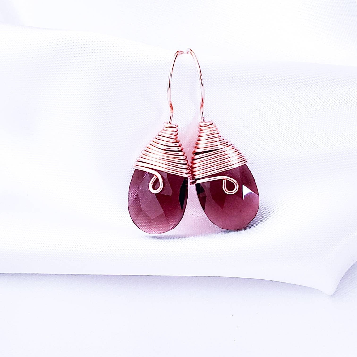 Drop water Purple Crystal Earrings, Tear drop earrings, Crystal Bridal Earrings, asymmetrical earrings