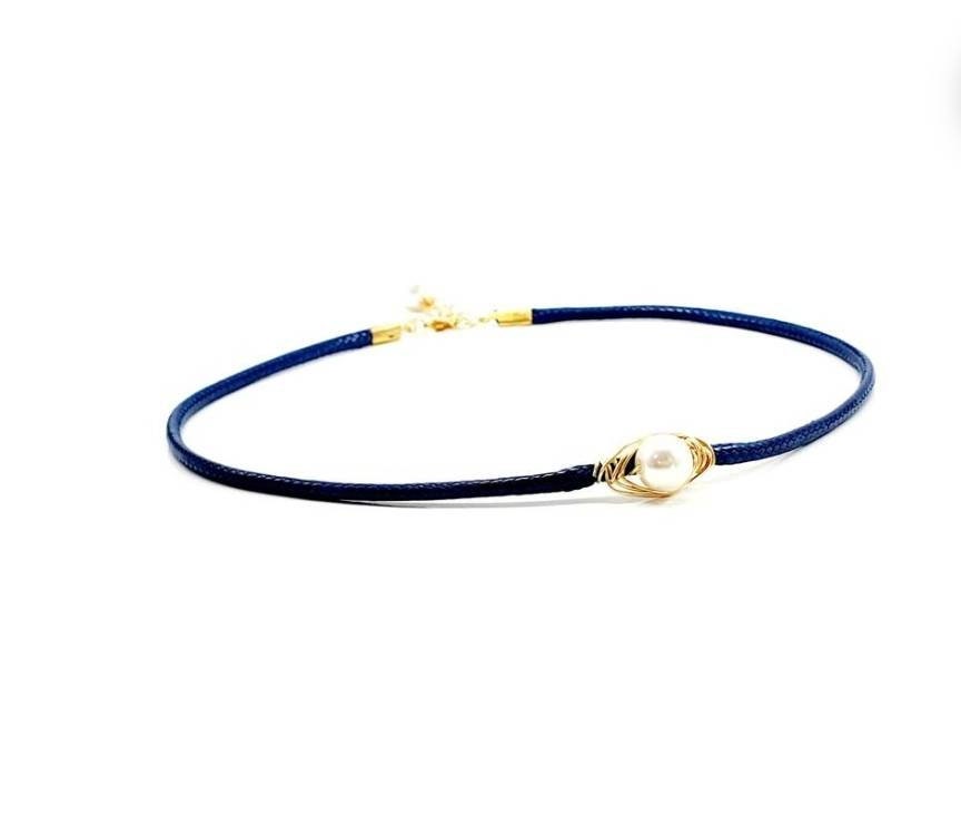 Thin gold hoop, Gold filled hoop, Large hoop earrings, Gold wire hoop, Large thin hoop, Gold filled hoop earrings, thin wire hoop, wire hoop