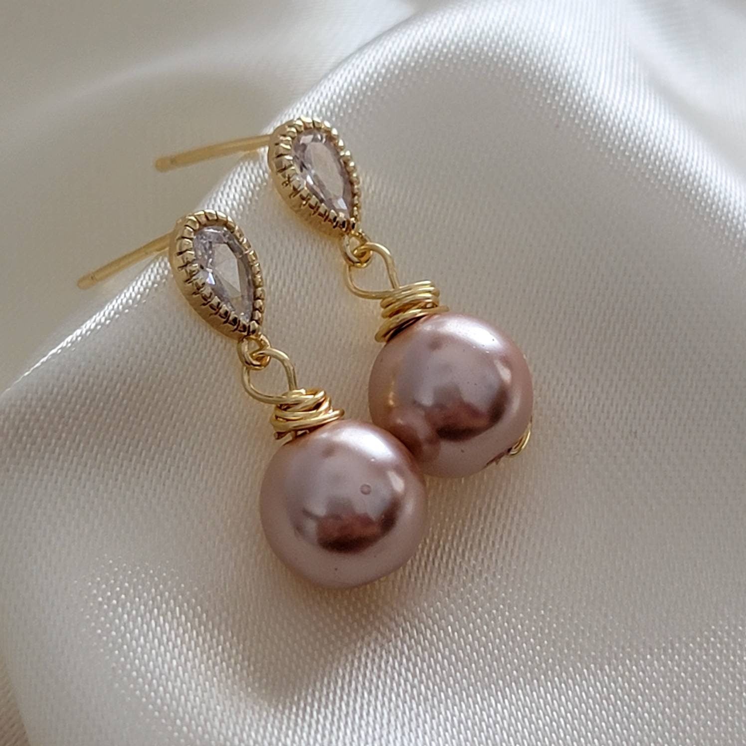 Pink Pearl Earrings Drop, Small pearl earrings, Pearl earrings wedding, Pearl earrings bridesmaid, Pearl weddings earring, Bridal earrings