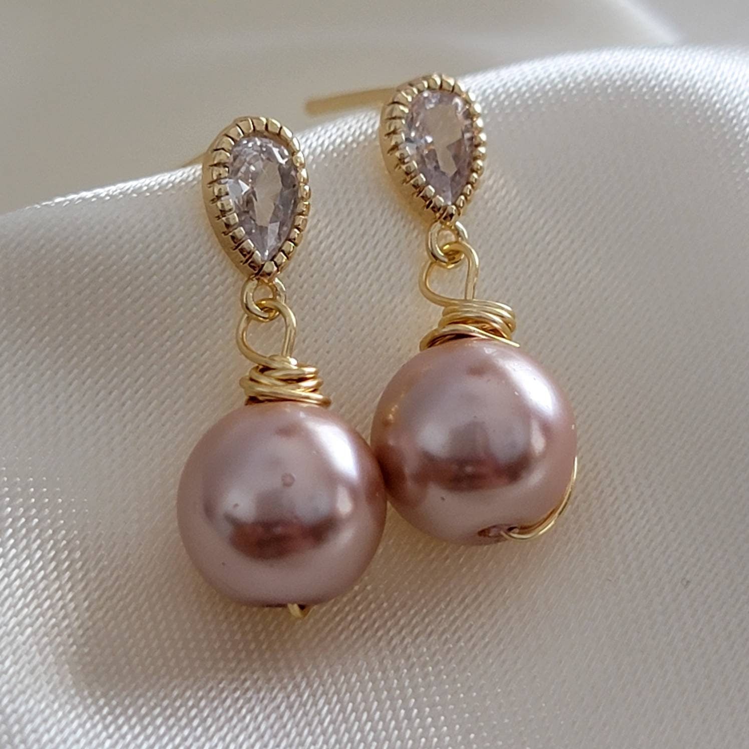 Pink Pearl Earrings Drop, Small pearl earrings, Pearl earrings wedding, Pearl earrings bridesmaid, Pearl weddings earring, Bridal earrings