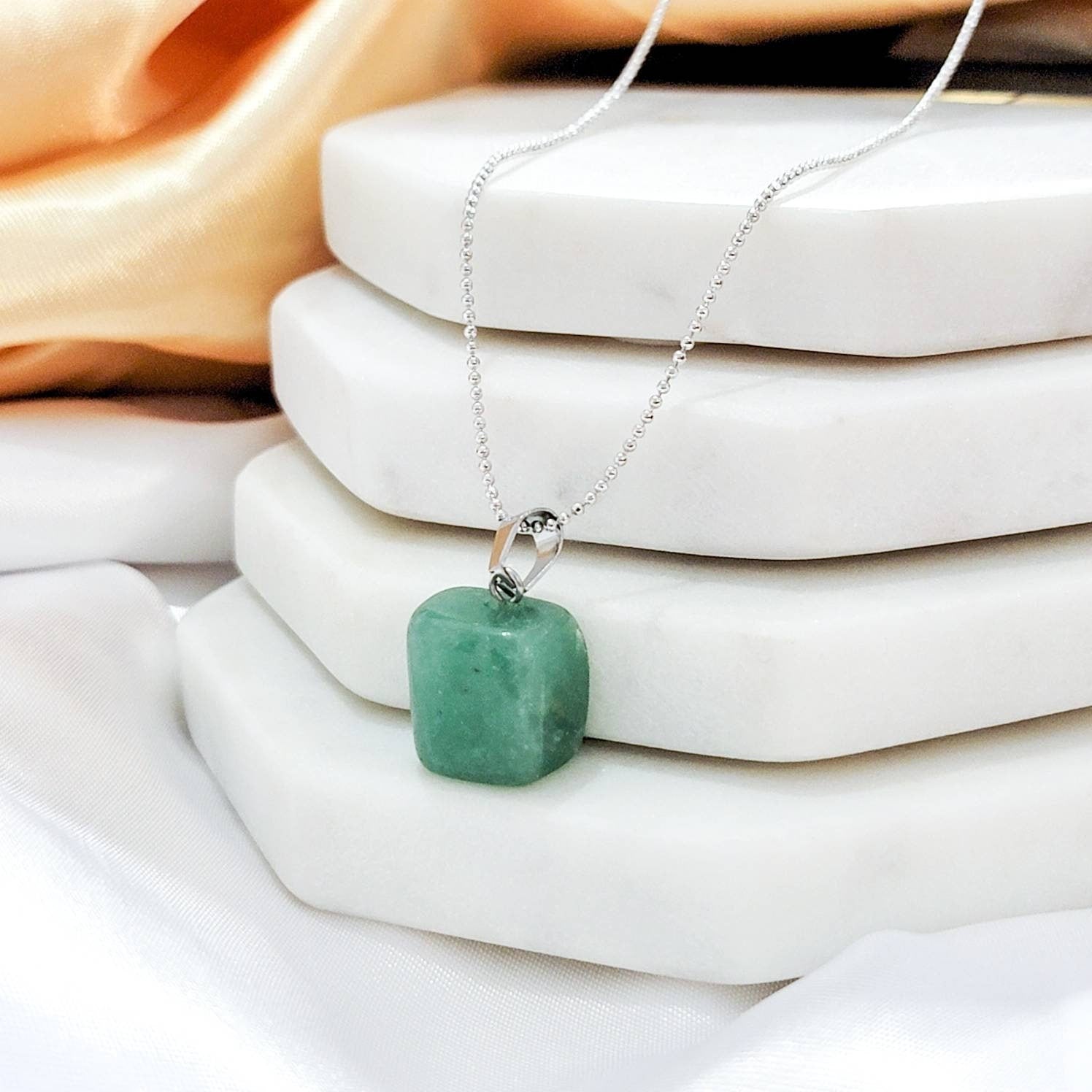 Green Aventurine necklace, Crystal Wire Wrapped Necklaces, Natural stone chain, Birthstone necklace, Raw aventurine Pendant, Crystal pendant