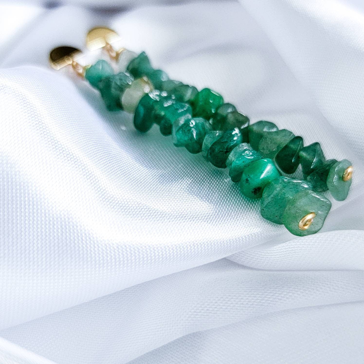 AVENTURINE earrings, Thread earrings, Raw crystal earrings, Raw gemstone earrings, Raw stone earrings, Mom earrings, Healing stones,