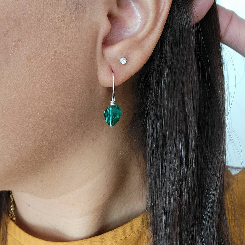 Heart earring, Valentins earrings, minimalistic earrings, tiny heart earrings, gifted earrings valentine's gift, valentines days earrings