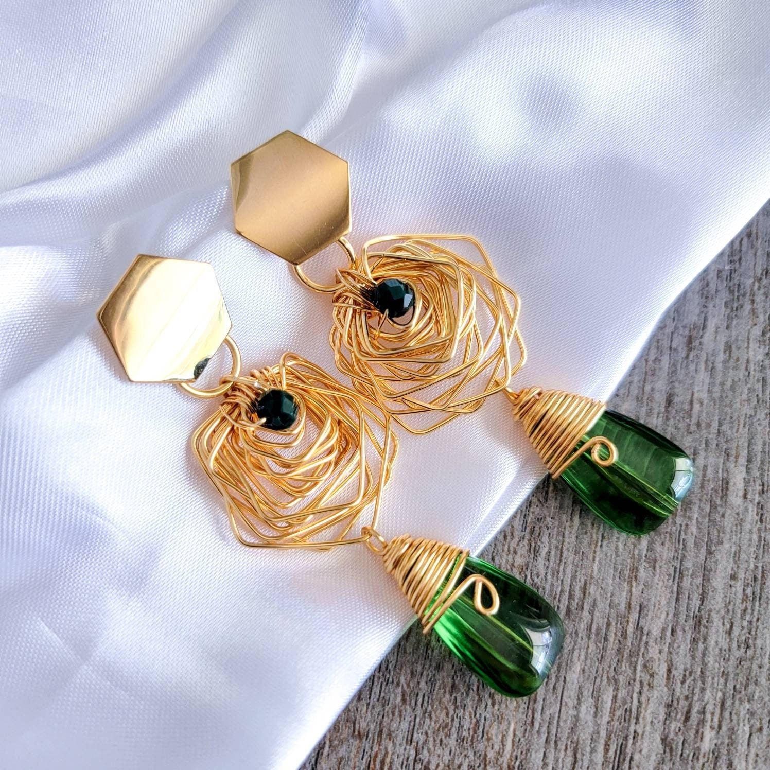Gold spiral Wire wrap earrings, Large stone earrings, Geometric earrings, Asymmetrical earrings, mothers days gifted, giftful daughter