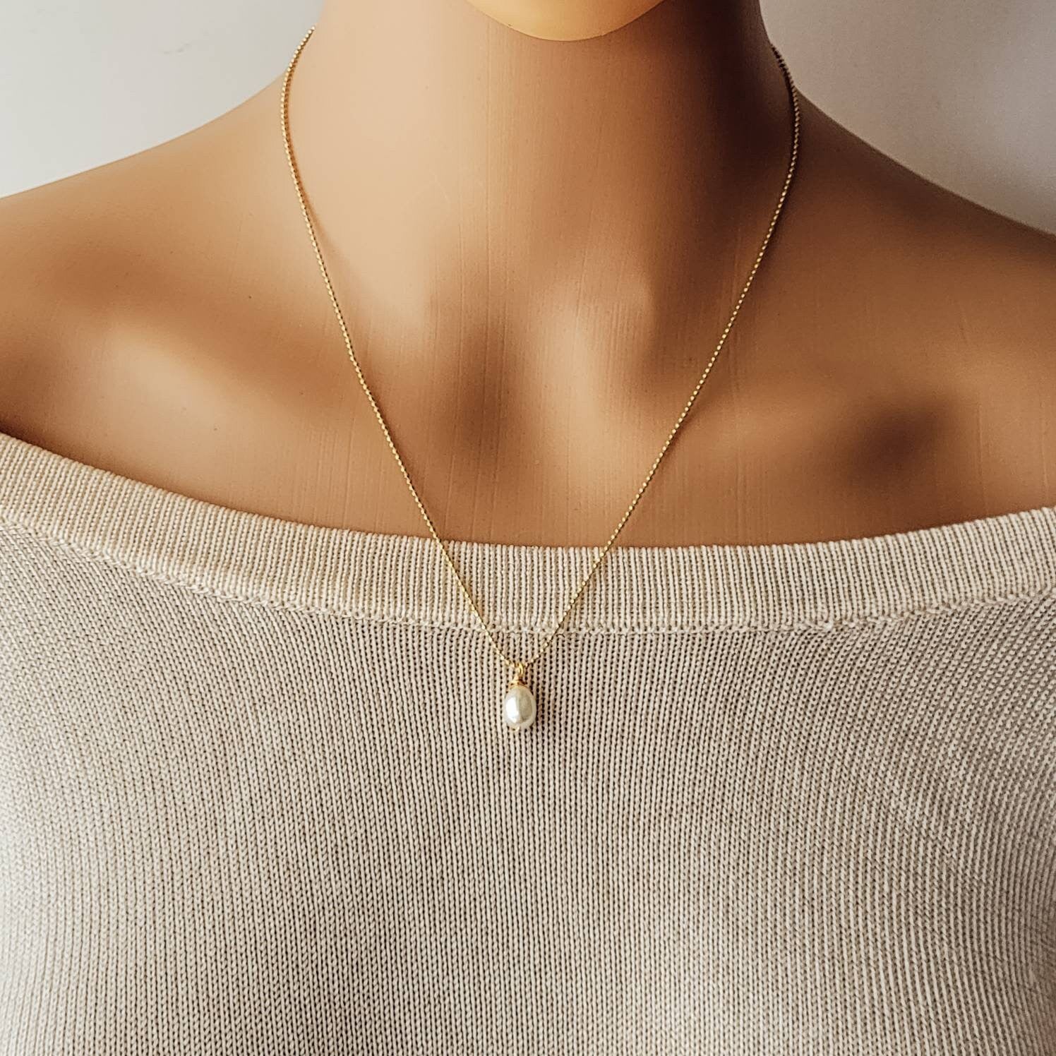 Tiny Pearl Necklace, Single Pearl Necklace, Minimalist Necklace, Gold Pearl Necklace, Dainty Pearl Jewelry, June Birthstone Necklace