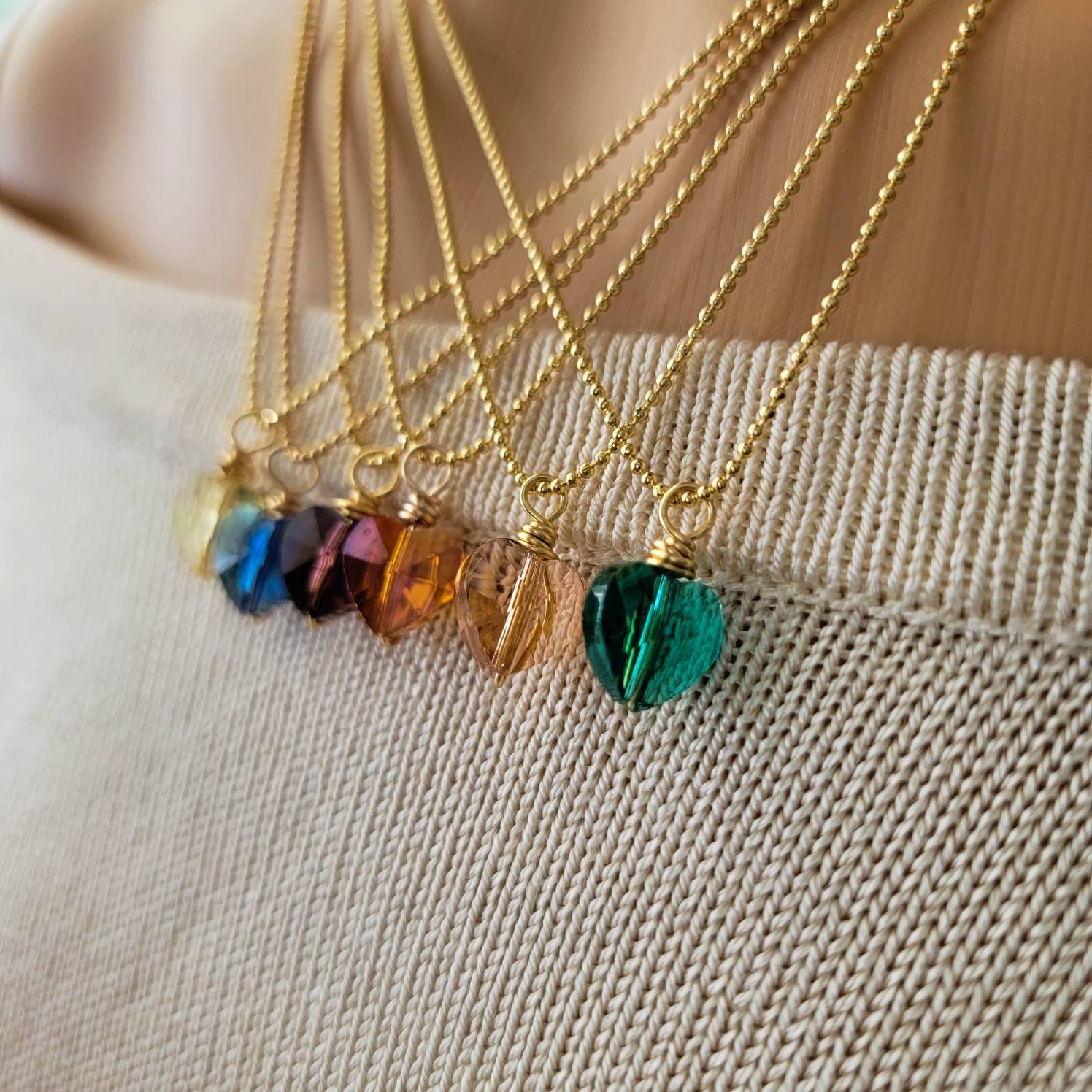 Dainty gold necklace, Charming heart, Small heart necklace, Red heart necklace, Love Heart Crystal necklace,  Valentin's day gift