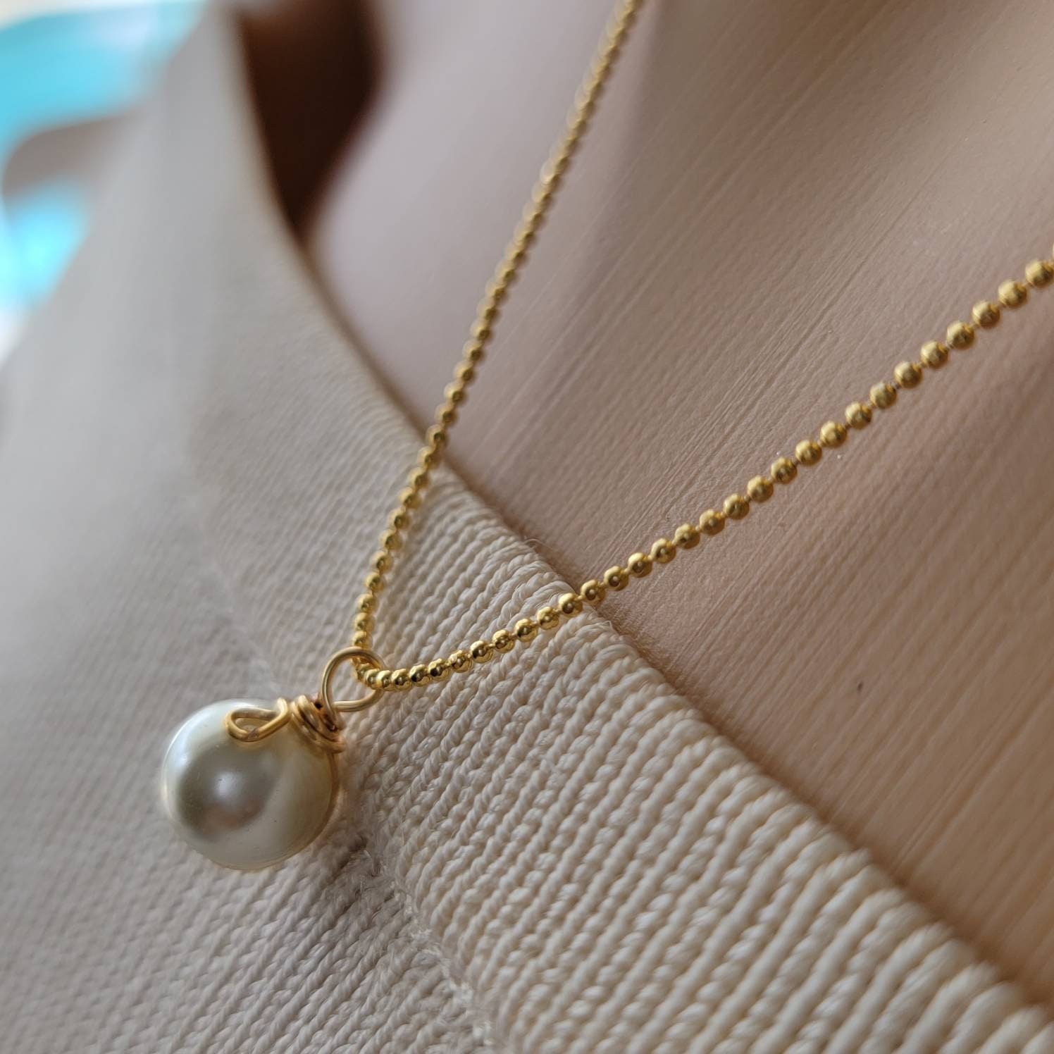 Tiny Pearl Necklace, Single pearl necklace, Dainty pearl necklace, pearl choker, bridesmaid jewelry, pearl chain, dainty jewelry