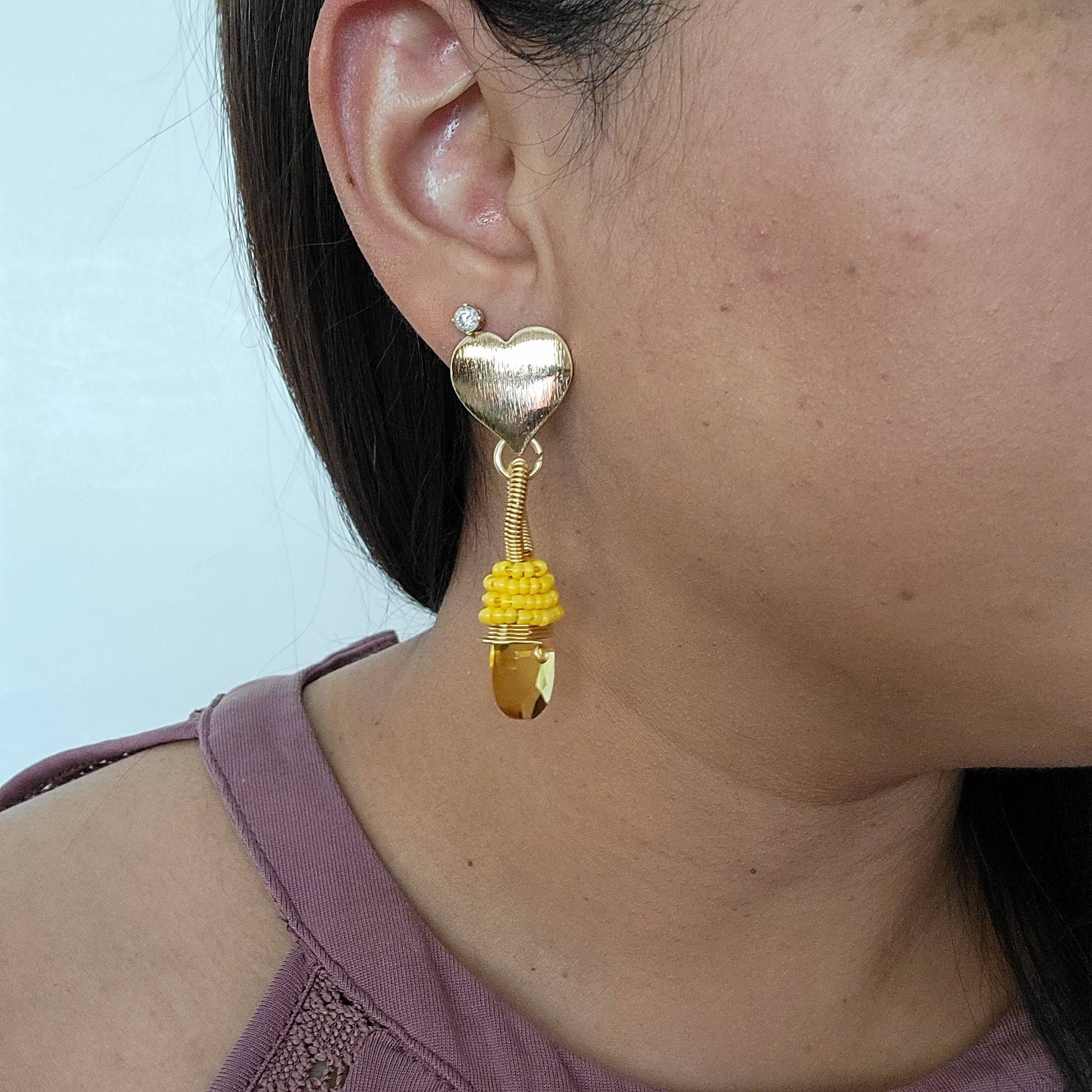 Crystal drop yellow Earrings,  drop crystal earrings, Wedding earrings, Tear drop earrings, gifts for gifted, dangle earrings, gold drop earring