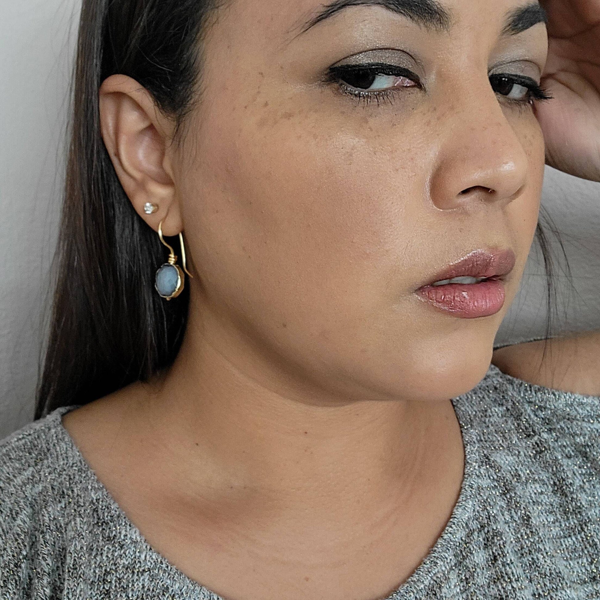 Gray Drop Earrings, Crystal drop earrings, Dark Gray Dangle Earrings, Bridesmaids Smokey Gray Drop earrings, Dark gray Crystal earrings