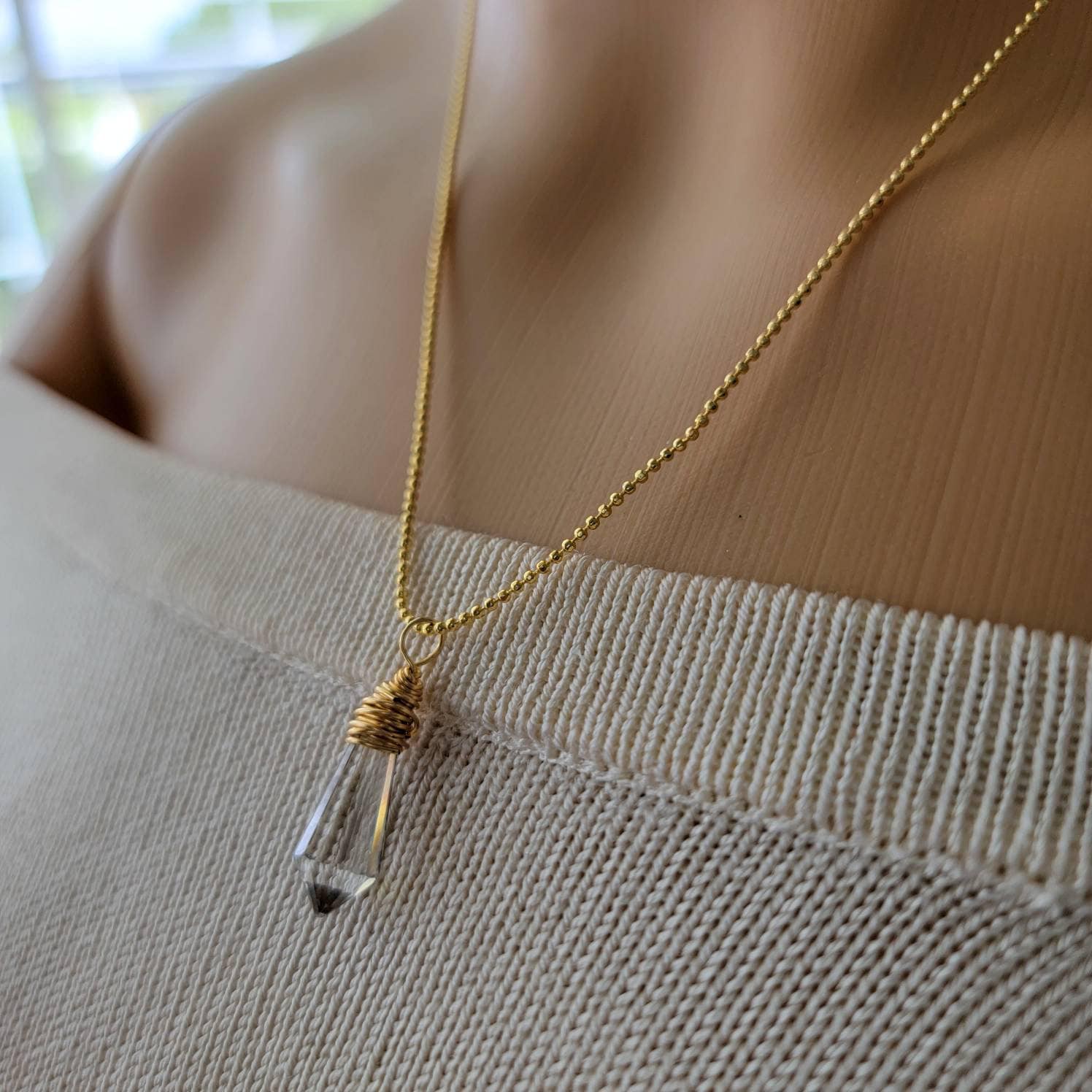 Pendulum necklace, Pendulum Thin necklace crystal, Healing Crystal Pendant, Crystal Point Pendant, giftful valentines, valentine gifted