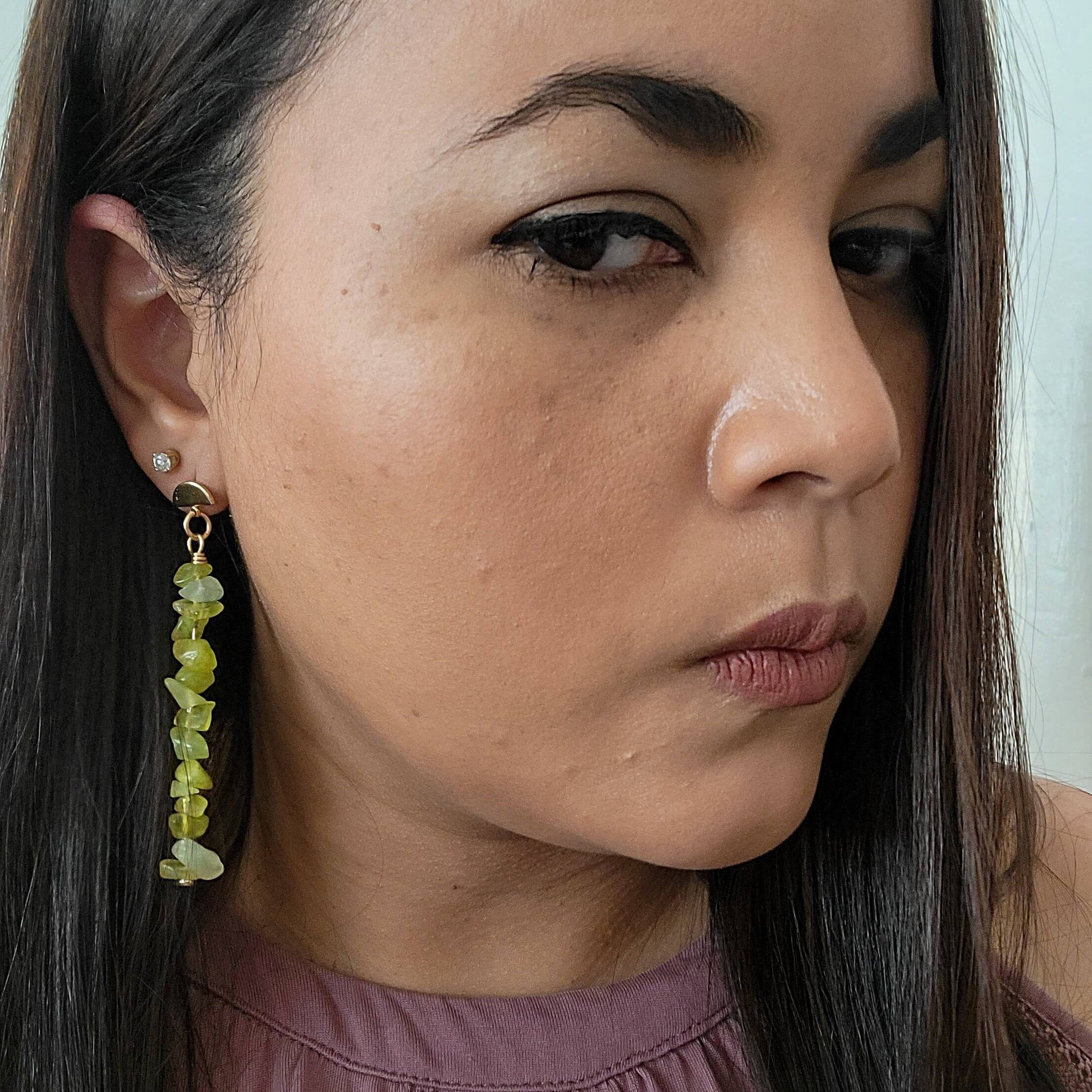 AVENTURINE earrings, Thread earrings, Raw crystal earrings, Raw gemstone earrings, Raw stone earrings, Mom earrings, Healing stones,