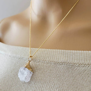 Large Raw Clear quartz necklace, rough clear quartz crystal, dainty raw necklace, thin gold necklace, giftful sister, gifted mom giftful