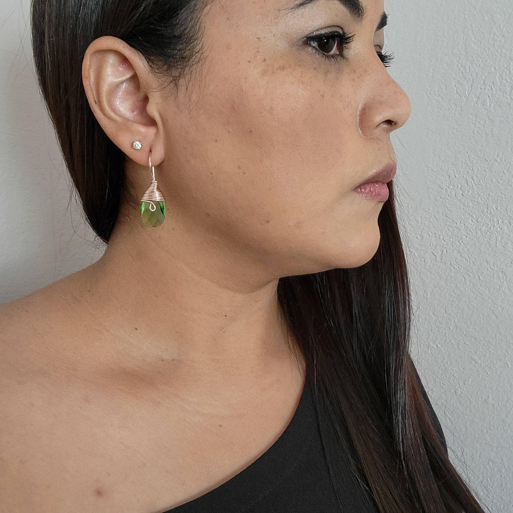 Crystal Green teardrop earrings, Crystal Green Drop Earrings, Bridal Green Drop Earrings,Emerald Green Crystal Earrings,Bridesmaids Earrings
