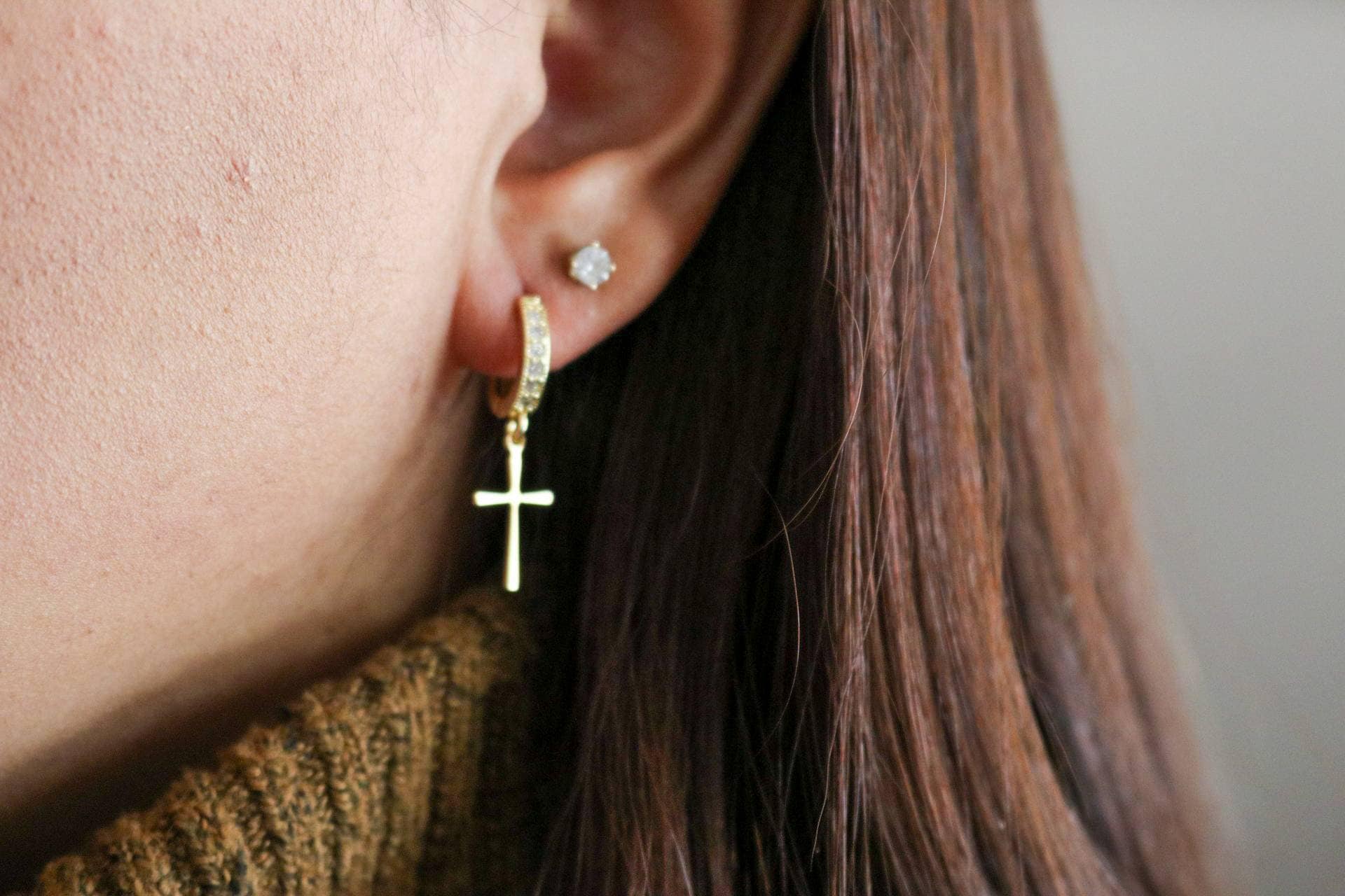 Cross Hoop earrings, Huggie hoop earrings, Small hoop earrings, Mini Hoop earrings, Tiny Hoop Earrings, Gold filled hoops, Dainty Hoops