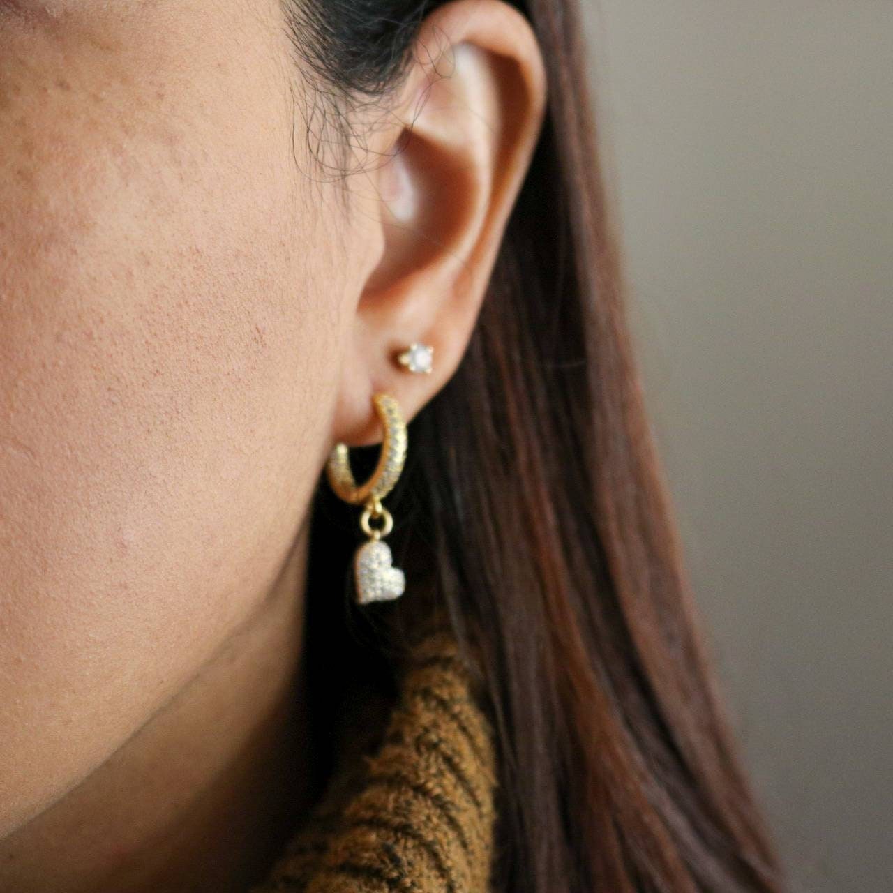 Heart hoop earrings, Gold minimalistic earrings, Dainty hoop huggie earrings, valentin earrings, anniversary gifte, giftful gifted gift