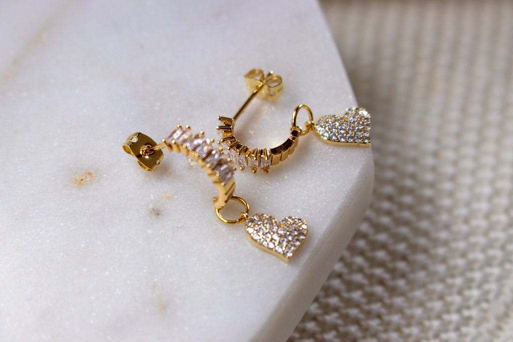 Tiny hoops earrings, Mini hoop earrings, Heart hoop earrings, Tiny gold hoop earrings, Tiny huggie earrings, Open huggie earrings