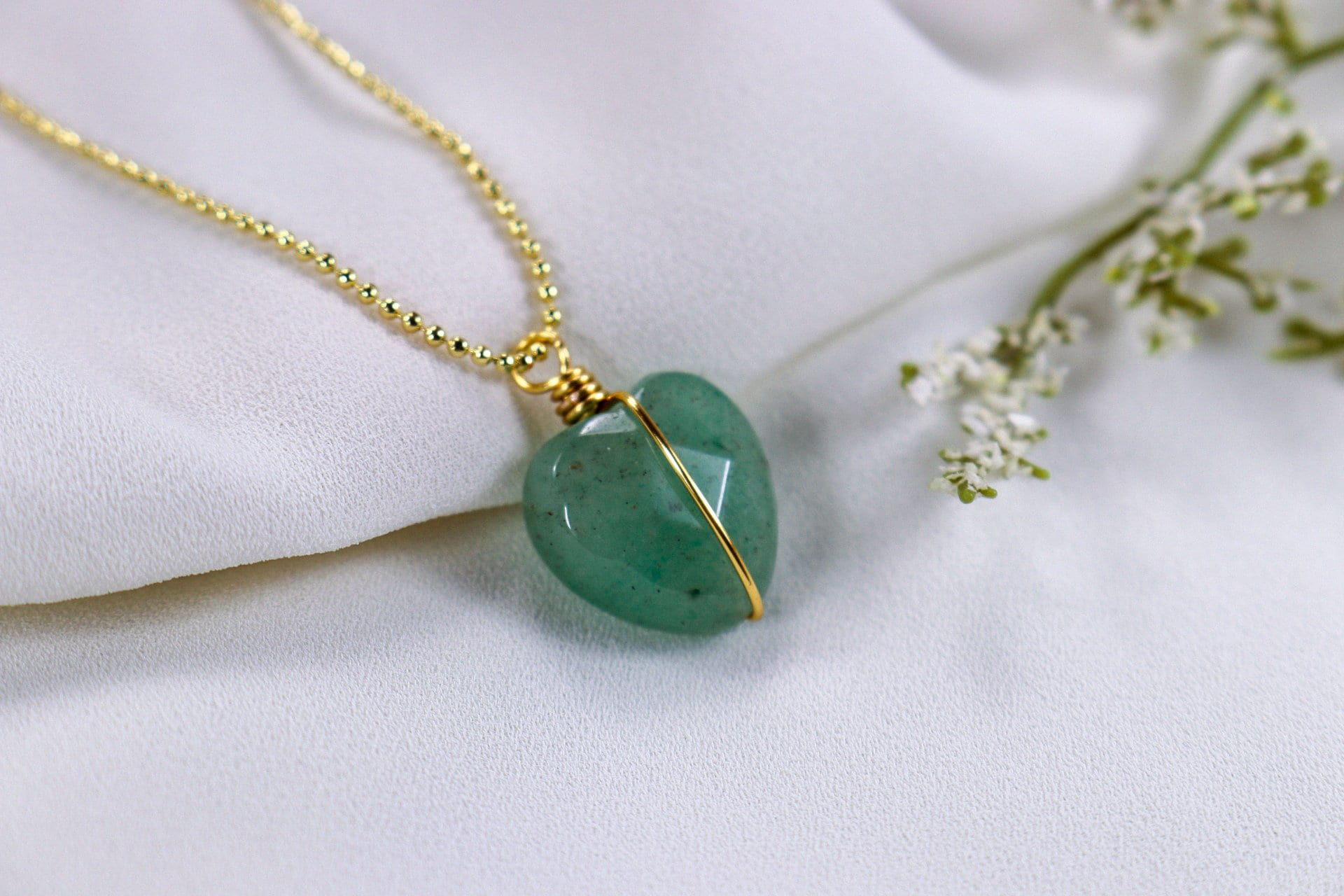 Aventurine Heart necklace, Green aventurine necklace, minimaliste necklace, necklace chain thin, birthday giftful gift, mothers days gifted