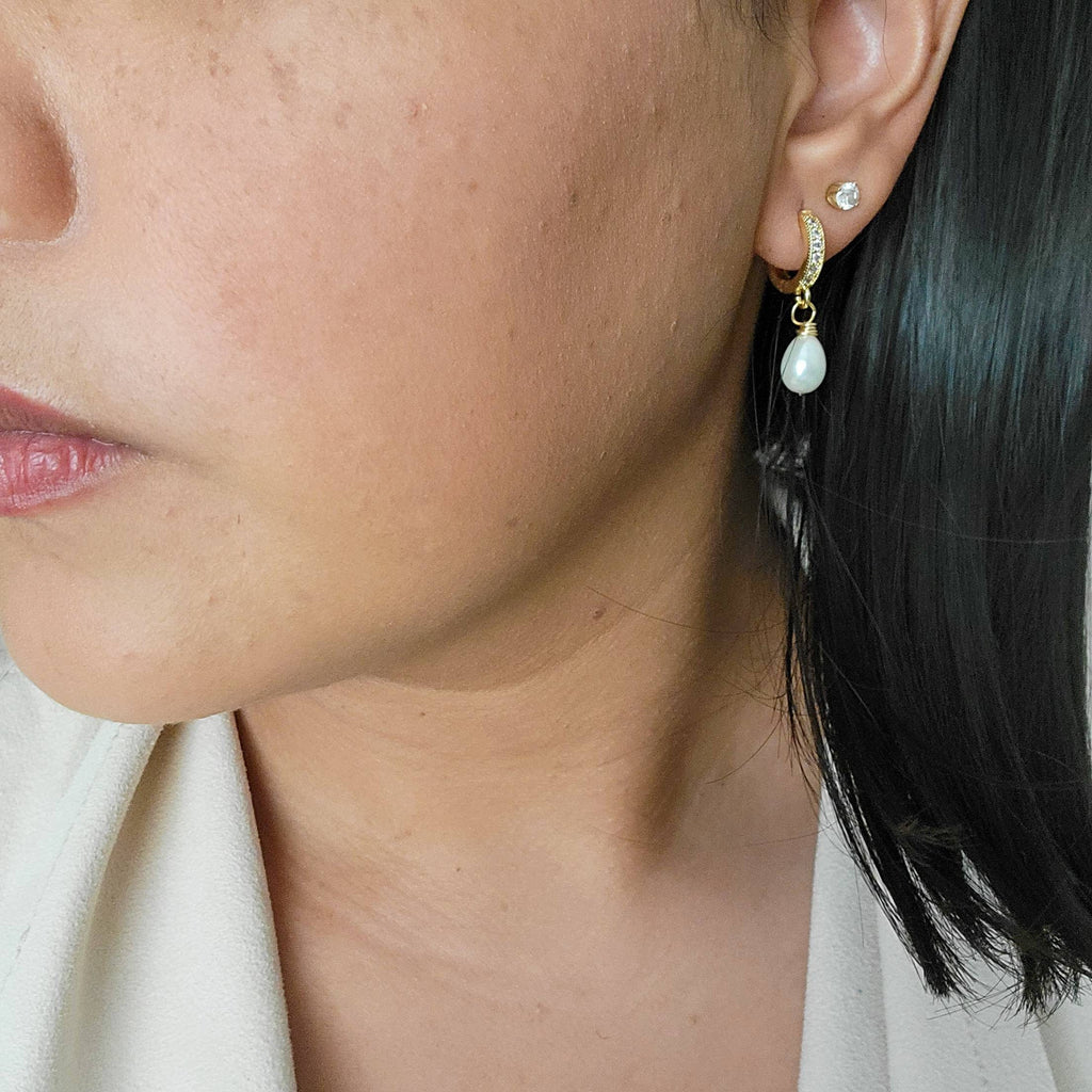 Pearl Huggie Hoops, huggie hoop earrings, pearl drop earrings, pearl huggie hoops, bridesmaid gift, mothers days gift, mother daughter gift