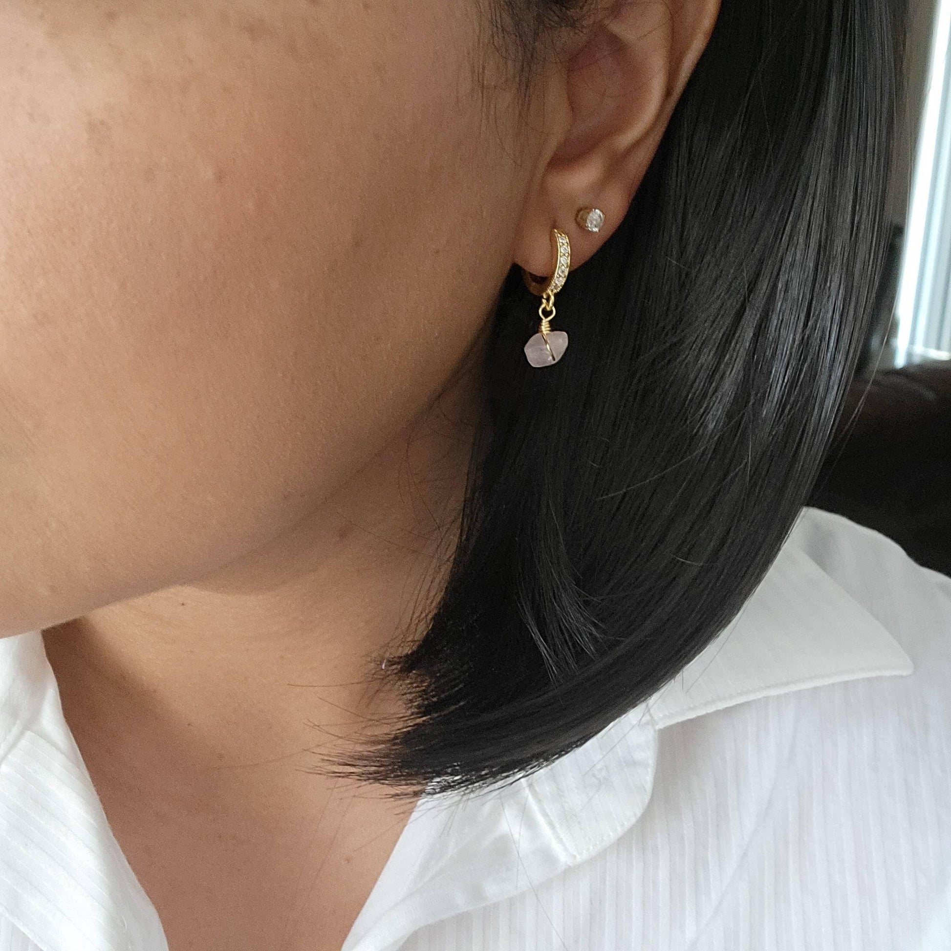 Gold hoop earrings dainty, minimalistic earring, stoned earrings, huggi hoop earring, gifting gifted mom, gift for- her, giftful sister