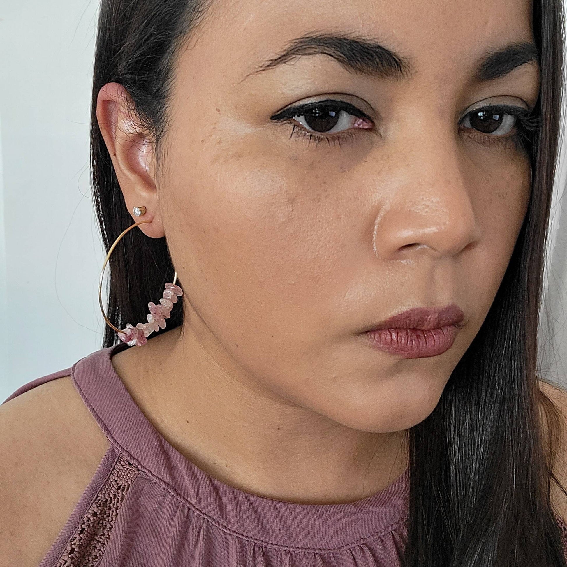 Strawberry quartz earrings, Raw crystal earrings, Thin hoop earrings, Crystal hoop earrings, Raw quartz earrings, Big hoop earrings