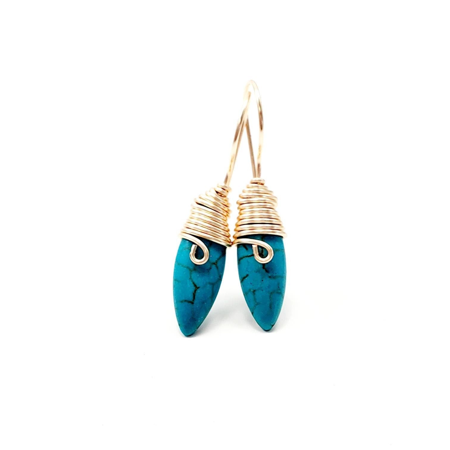 Turquoise earrings, dropping earring, shell gifted earrings, gold earrings stacks, gold minimalistic earrings, gifted beach, summer giftful