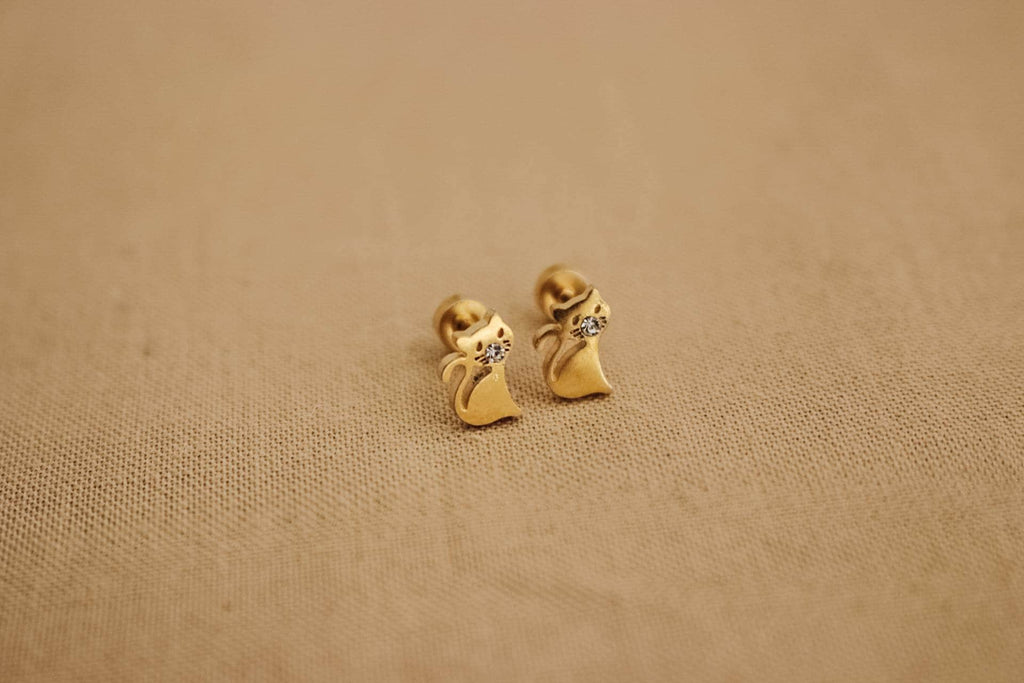 kitten Cat earrings, kitty stud earrings, Cute Cat dainty earrings, Gift for Pet Lovers, Pet Studs, Minimalist Earrings, giftful earrings