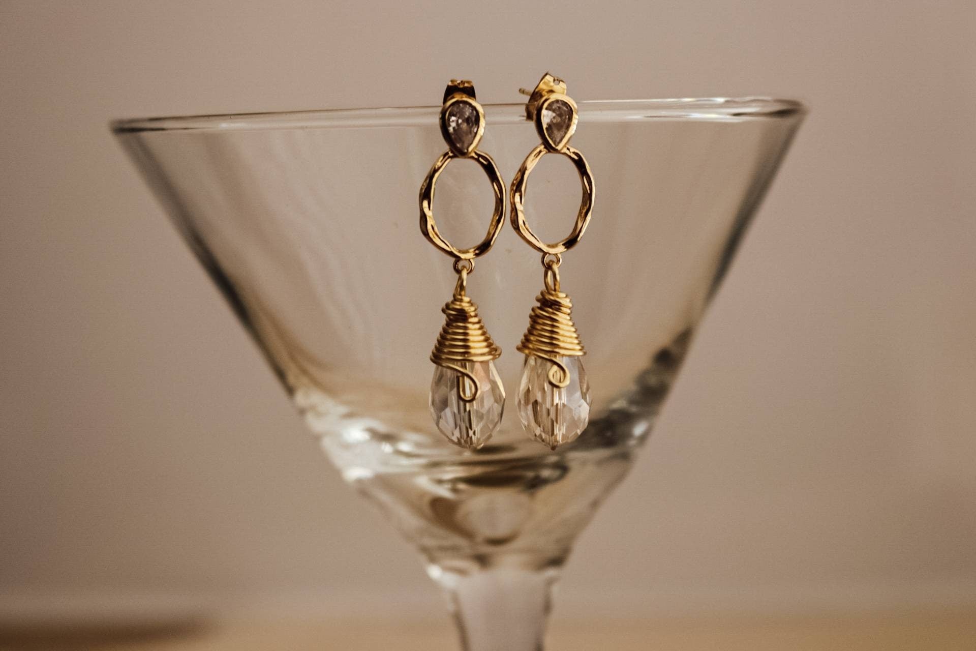 Clear quartz earrings, Huggie hoop earrings, Mini hoop earrings, Gemstone hoop earrings, Quartz Clear Glass Earrings, Large stone earrings