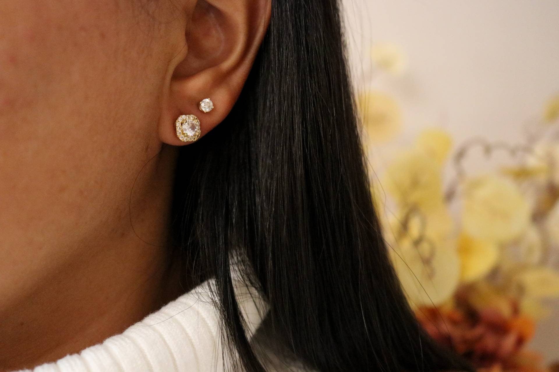 Tiny Cz earrings, tiny cz stud earring, Clear Zircon earrings, wedding giftful gift, bridal giftful, bridemaid's gift, mothers days gifted