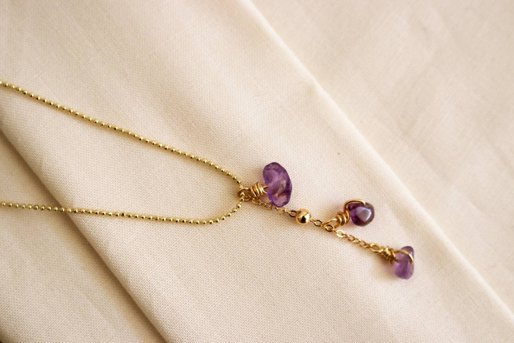 Amethyst necklace, Raw Amethyst Beaded Necklace, thin chain necklace, amethyste necklace, amethyst quartz necklace, birthday giftful gift
