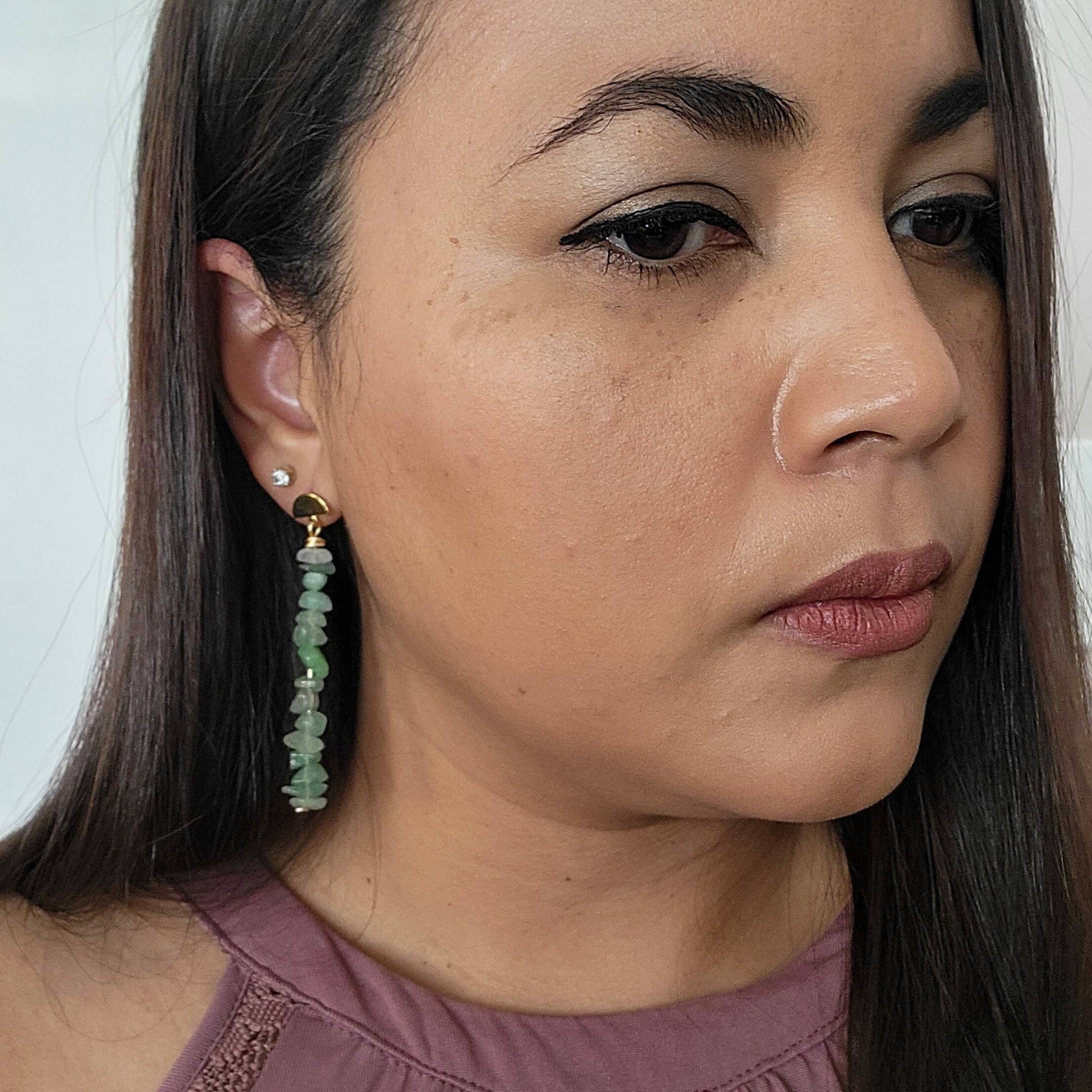 AVENTURINE earrings, Thread earrings, Raw crystal earrings, Raw gemstone earrings, Raw stone earrings, Mom earrings, Healing stones,