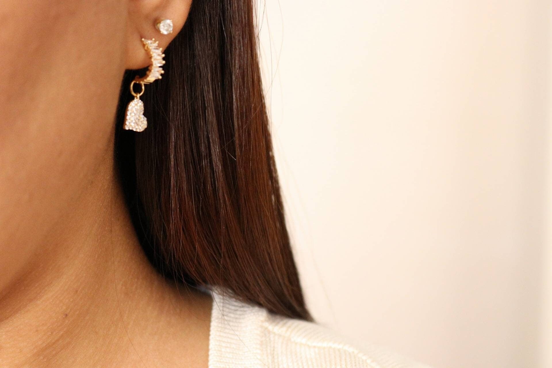 Tiny hoops earrings, Mini hoop earrings, Heart hoop earrings, Tiny gold hoop earrings, Tiny huggie earrings, Open huggie earrings