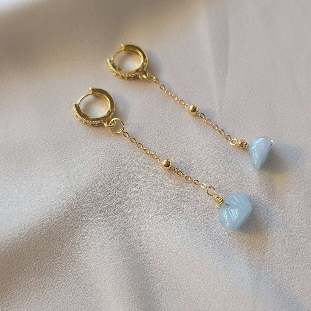 Hoop Aquamarine Earrings, Birthstone Hoop Earrings, Huggie hoop earrings, Threader aquamarine earrings,Raw Aquamarine Hoops, gifts for mom