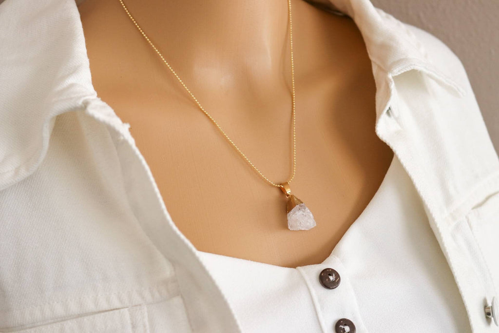 Large Raw Clear quartz necklace, rough clear quartz crystal, dainty raw necklace, thin gold necklace, giftful sister, gifted mom giftful