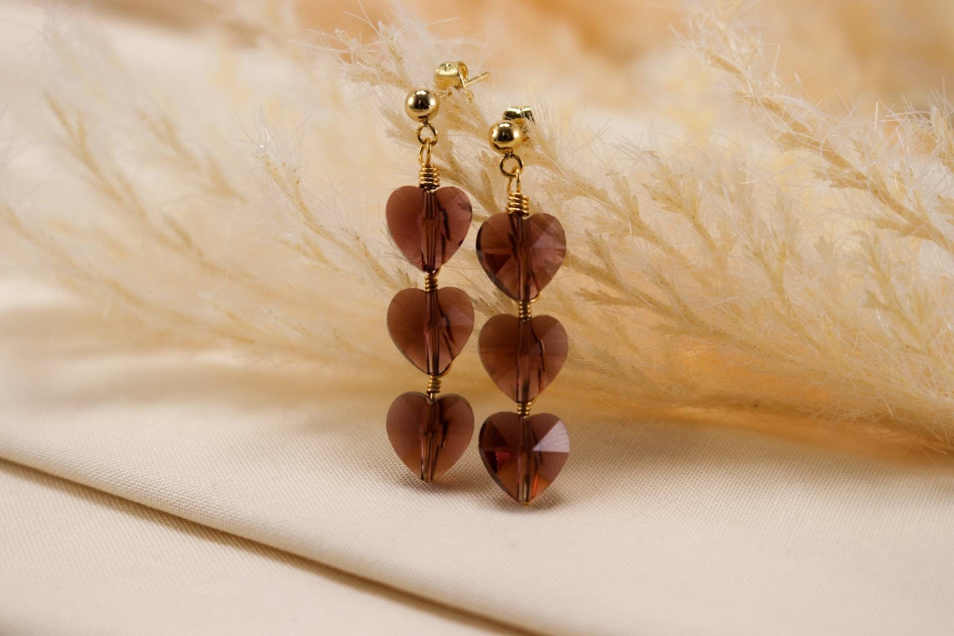 Heart drops earrings, Heart Shaped Earrings, Heartful earrings, minimalistic earring, giftful sister, mama giftful