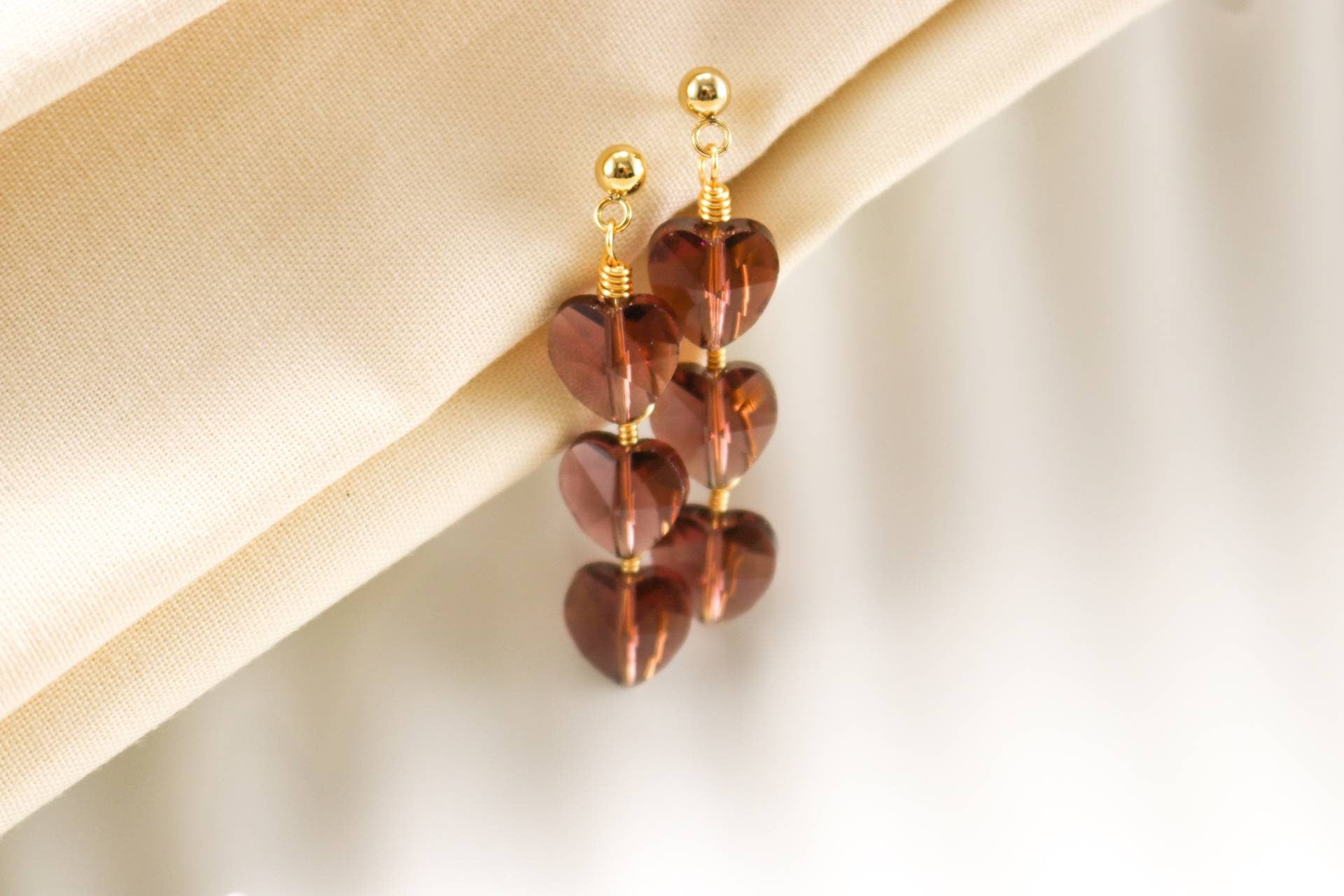 Heart drops earrings, Heart Shaped Earrings, Heartful earrings, minimalistic earring, giftful sister, mama giftful