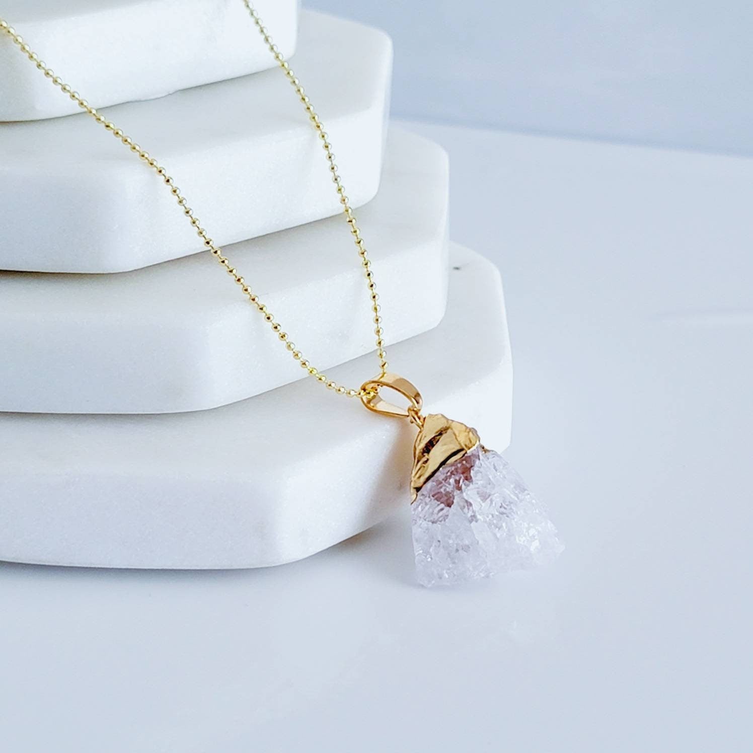 Large Raw Clear quartz necklace, rough clear quartz crystal, dainty raw necklace, thin gold necklace, giftful sister, gifted mom giftful