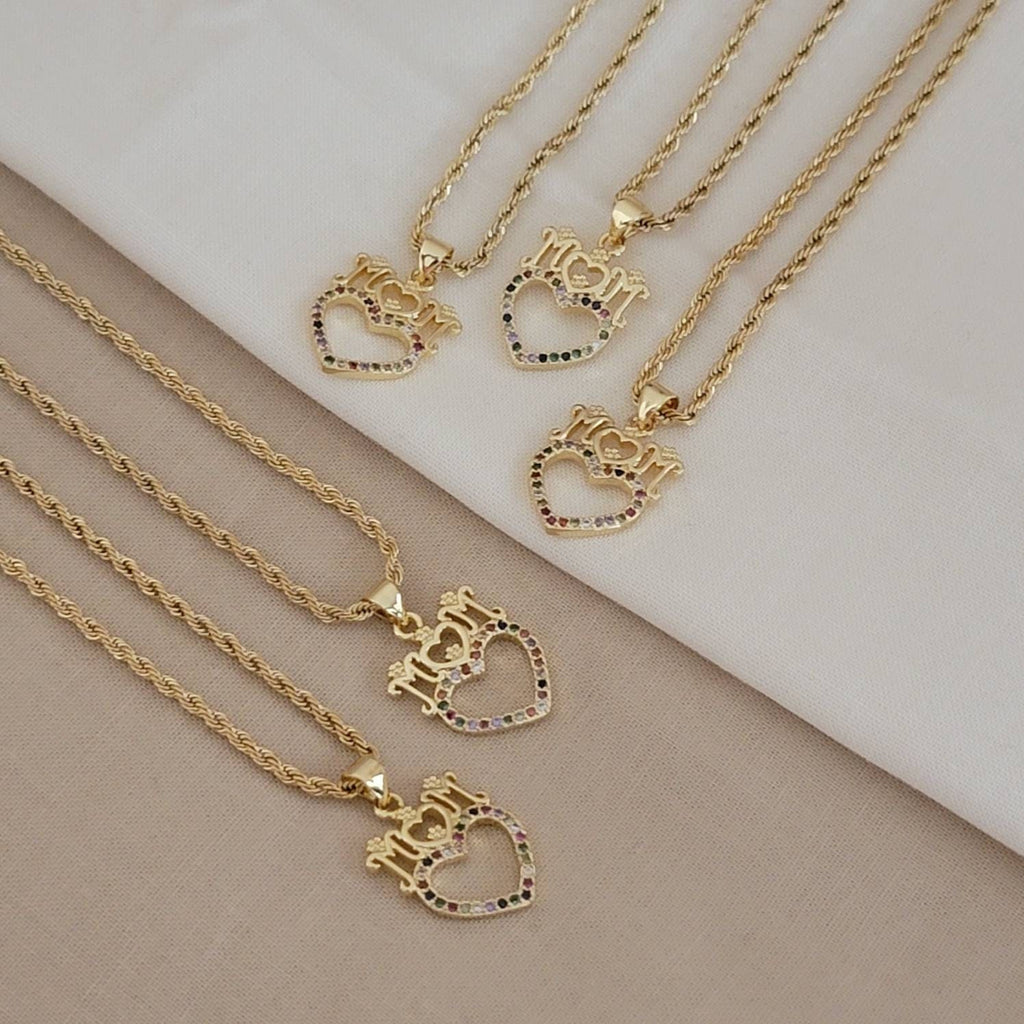 Heart mom necklace, Mom necklace, Gold heart necklace, Necklace for mom, Mama Necklace, New mom necklace, Mothers Necklace, gifts for wife